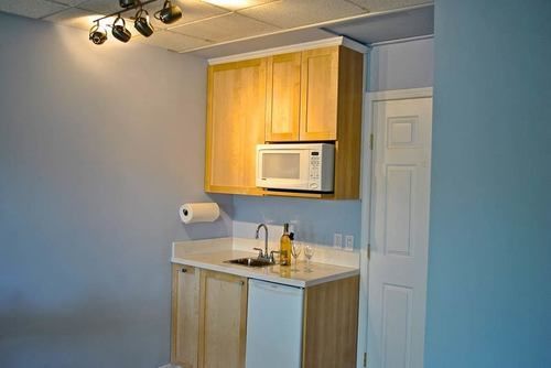 Madeira Park Oceanview Suites